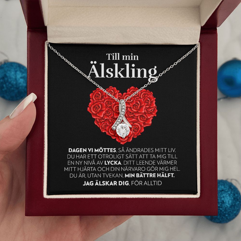 Till Min Älskling - Dagen Vi Möttes (Svart Kort, Hjärta av Rosor) - Halsband Alluring Beauty
