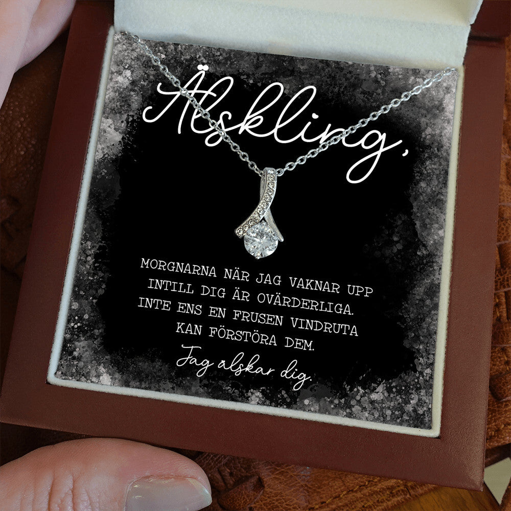 Älskling - Inte Ens En Frusen Vindruta - Halsband Alluring Beauty